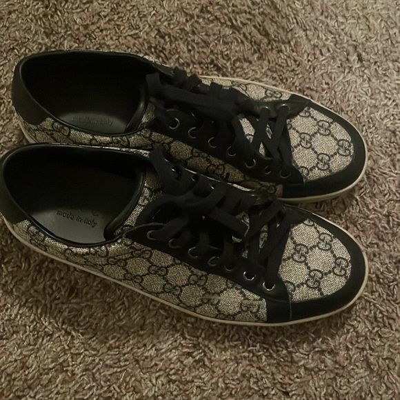 Men’s authentic Gucci sneakers - Picture 3 of 6